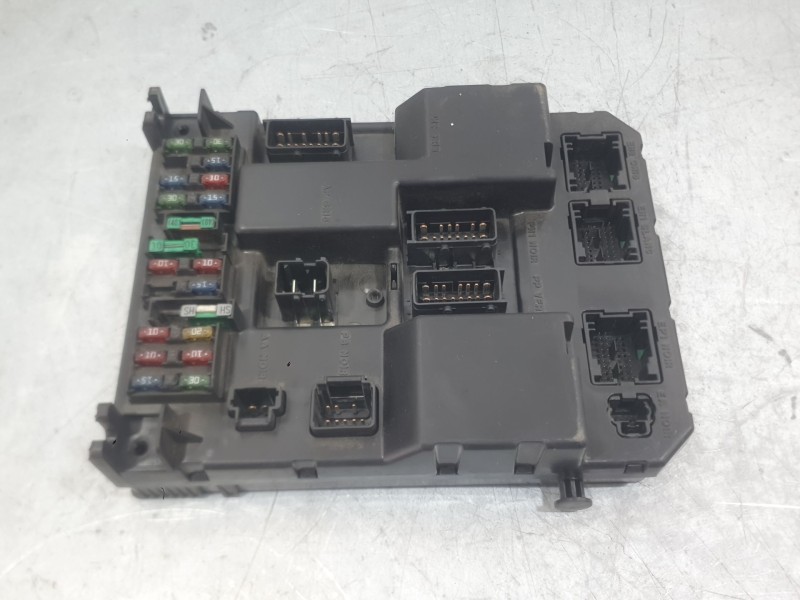 Recambio de caja reles / fusibles para peugeot 307 sw (3h) 2.0 hdi 110 referencia OEM IAM  BSI 