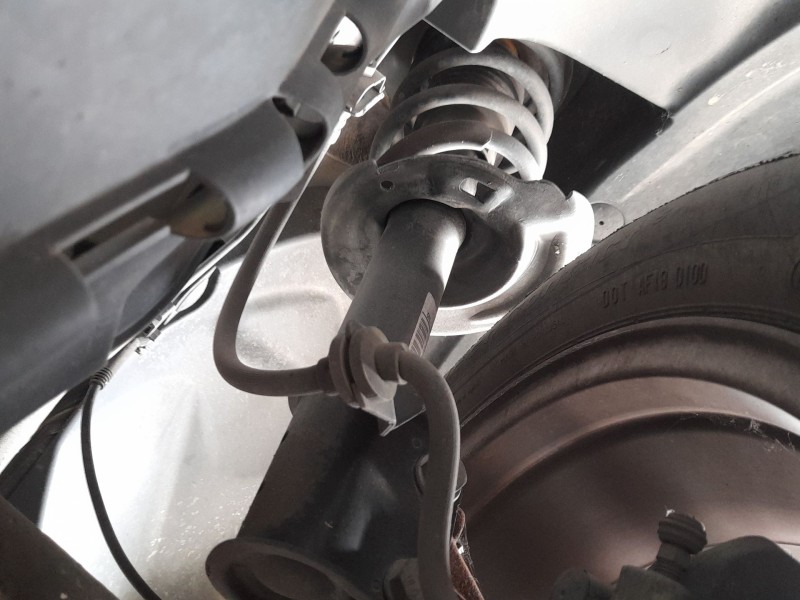 Recambio de amortiguador delantero izquierdo para dacia lodgy (js_) 1.5 dci referencia OEM IAM 543029566R  