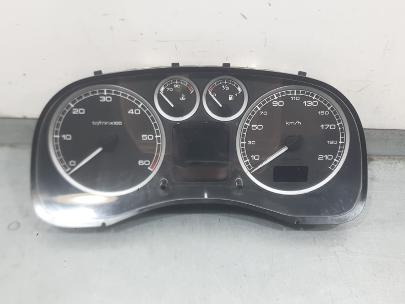 Recambio de cuadro instrumentos para peugeot 307 sw (3h) 2.0 hdi 110 referencia OEM IAM 821165  