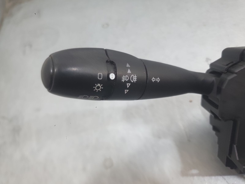 Recambio de mando luces y limpia para peugeot 307 sw (3h) 2.0 hdi 110 referencia OEM IAM 6242C5  