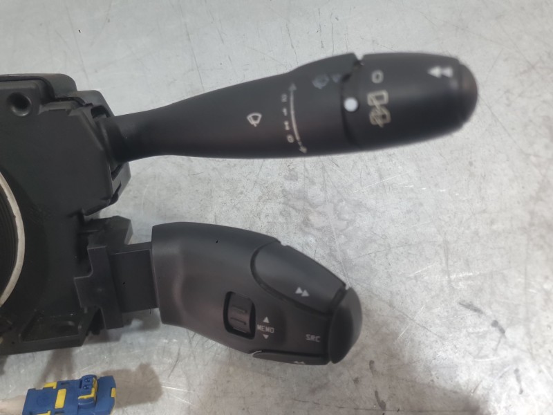 Recambio de mando luces y limpia para peugeot 307 sw (3h) 2.0 hdi 110 referencia OEM IAM 6242C5  