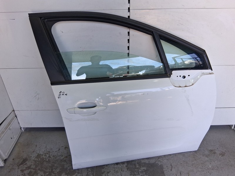 Recambio de puerta delantera derecha para citroën c3 iii (sx) 1.5 bluehdi 100 (sxyhyp, sxyhtu) referencia OEM IAM 9812251680  