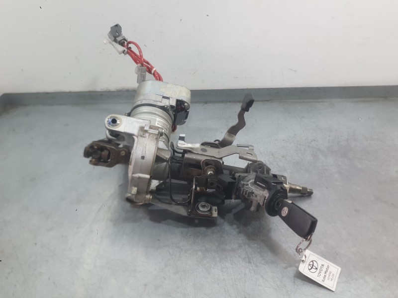Recambio de columna direccion para toyota auris (_e18_) 1.4 d-4d (nde180_) referencia OEM IAM 4520A02113  