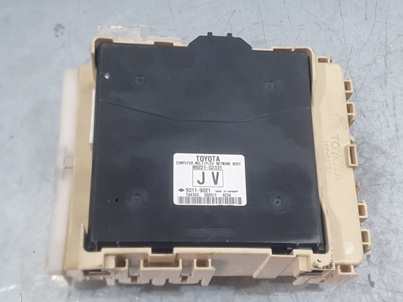 Recambio de caja reles / fusibles para toyota auris (_e18_) 1.4 d-4d (nde180_) referencia OEM IAM   