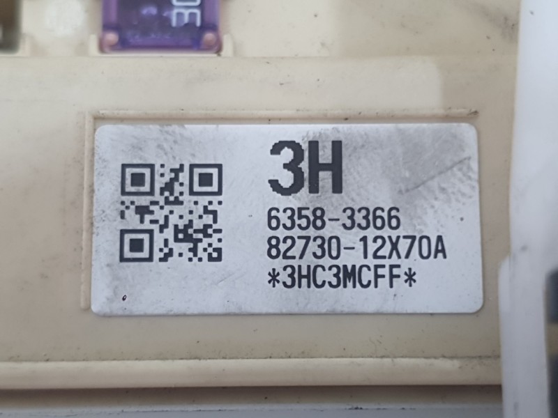 Recambio de caja reles / fusibles para toyota auris (_e18_) 1.4 d-4d (nde180_) referencia OEM IAM   