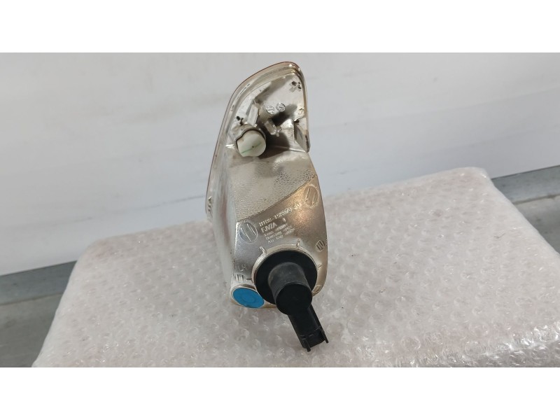 Recambio de piloto trasero izquierdo paragolpes para ford fiesta vii (hj, hf) 1.0 ecoboost referencia OEM IAM 2126145  