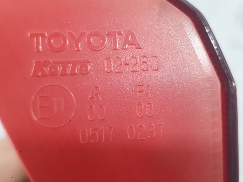 Recambio de piloto trasero izquierdo interior para toyota auris (_e18_) 1.4 d-4d (nde180_) referencia OEM IAM 8159102450  