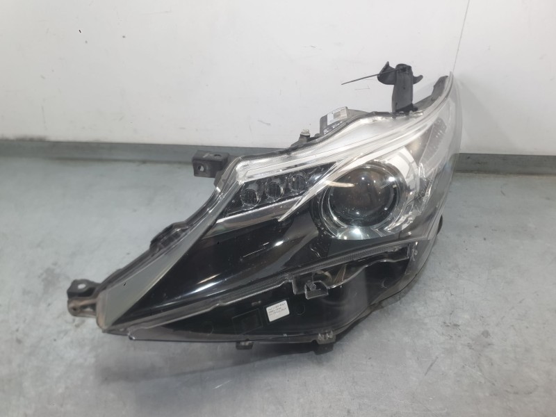 Recambio de faro izquierdo para toyota auris (_e18_) 1.4 d-4d (nde180_) referencia OEM IAM 8117002J61  
