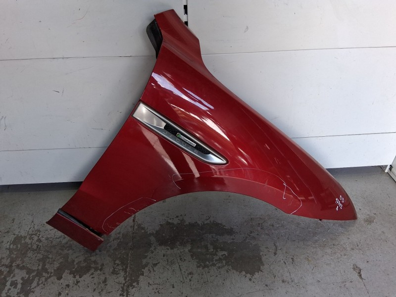 Recambio de aleta delantera derecha para jaguar f-pace (x761) 2.0 td4 awd referencia OEM IAM T4A15238  