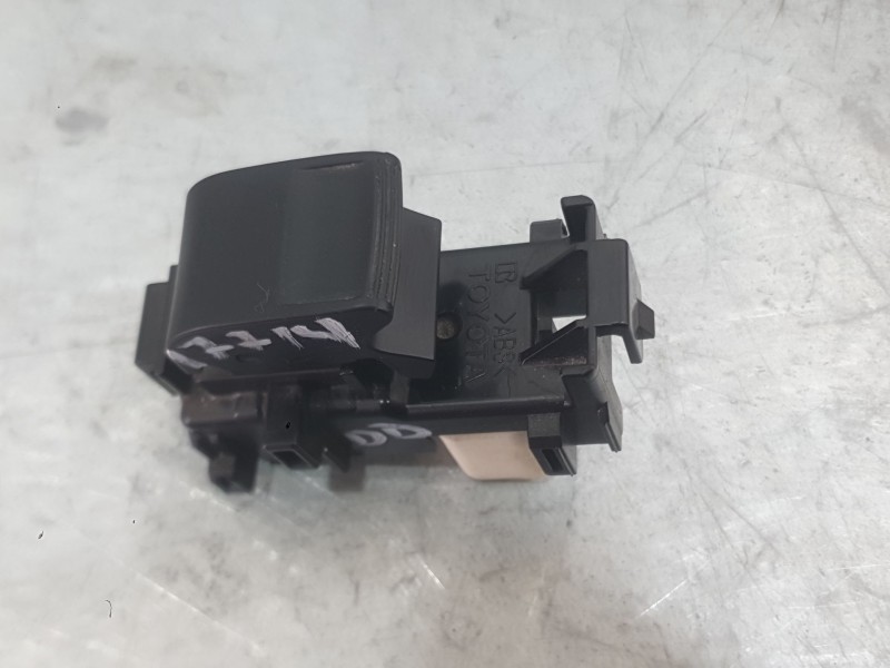 Recambio de mando elevalunas delantero derecho para toyota auris (_e18_) 1.4 d-4d (nde180_) referencia OEM IAM 848100D030  