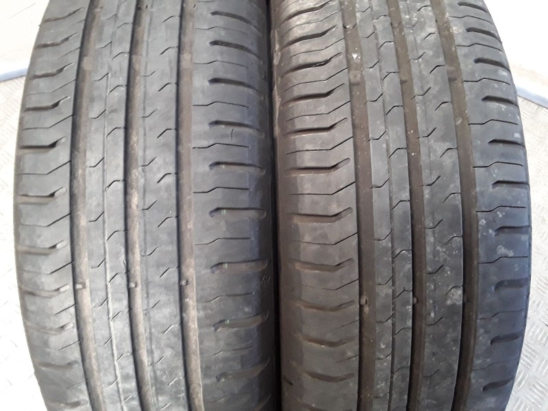 Recambio de neumatico pareja para neumaticos reutilizados - referencia OEM IAM 165601577H CONTINENTAL 165/60/15/77H