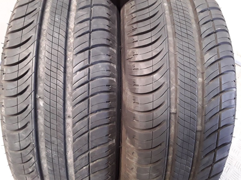 Recambio de neumatico pareja para neumaticos reutilizados - referencia OEM IAM 175651482T MICHELIN 175/65/14/82T