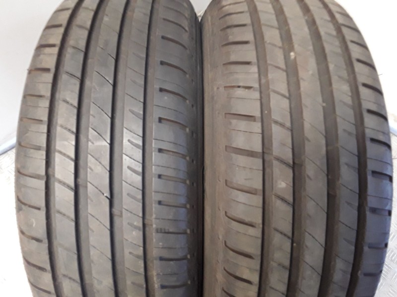 Recambio de neumatico pareja para neumaticos reutilizados - referencia OEM IAM 195551691V TAURUS 195/55/16/91V
