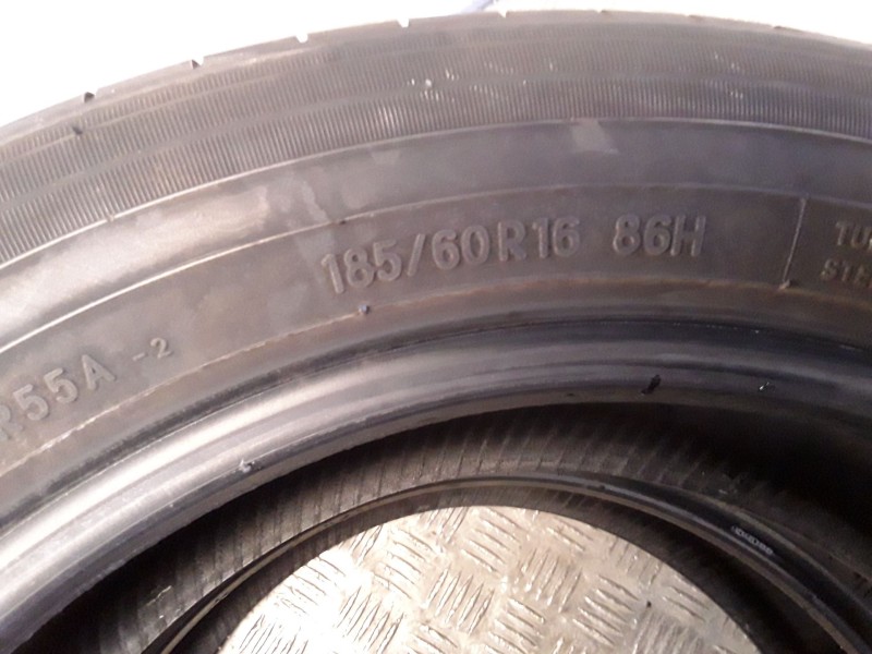 Recambio de neumatico pareja para neumaticos reutilizados - referencia OEM IAM 185601686H TOYO 185601686H