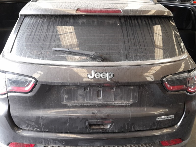 Recambio de porton trasero para jeep compass (mp, m6, mv, m7) 1.4 multiair referencia OEM IAM 68456014AA  