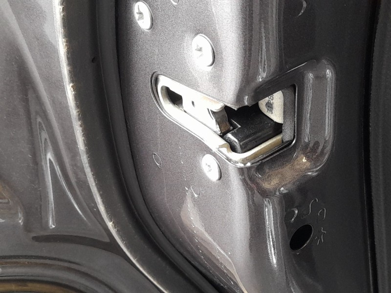 Recambio de cerradura puerta trasera izquierda para jeep compass (mp, m6, mv, m7) 1.4 multiair referencia OEM IAM 68466963AA  
