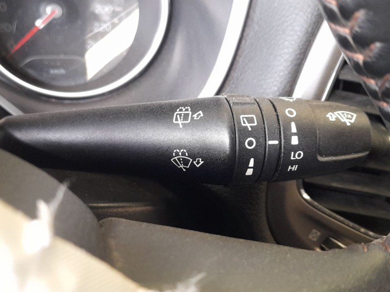 Recambio de mando luces y limpia para jeep compass (mp, m6, mv, m7) 1.4 multiair referencia OEM IAM 6UW39LXHAD  