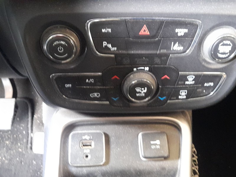 Recambio de mando climatizador para jeep compass (mp, m6, mv, m7) 1.4 multiair referencia OEM IAM   