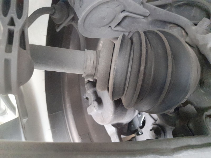 Recambio de transmision delantera derecha para jeep compass (mp, m6, mv, m7) 1.4 multiair referencia OEM IAM 68252424AA  