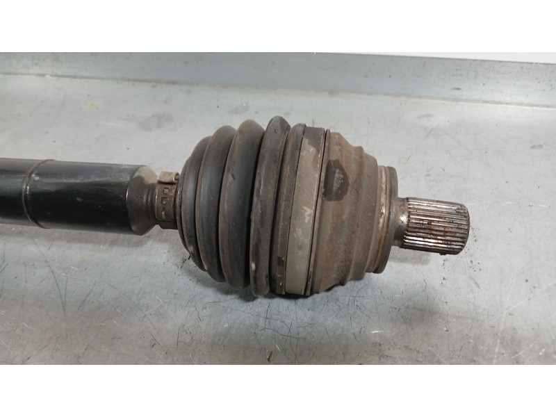 Recambio de transmision delantera derecha para volkswagen golf vi (5k1) 1.6 tdi referencia OEM IAM 5Q0407272FF  