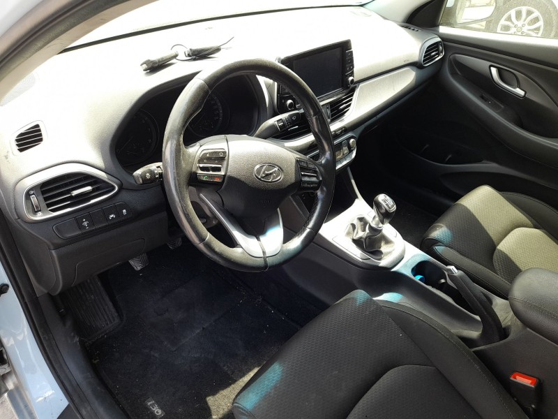 hyundai i30 fastback (pde, pden) del año 2018