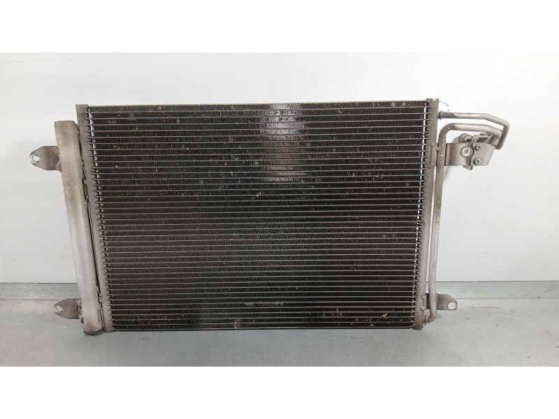 Recambio de condensador / radiador aire acondicionado para volkswagen golf vi (5k1) 1.6 tdi referencia OEM IAM 1K0820411AH  