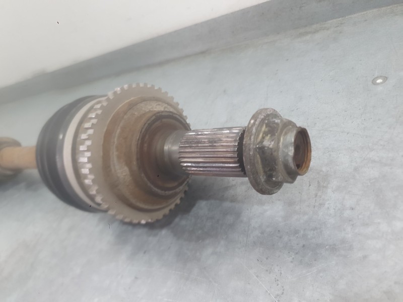 Recambio de transmision delantera izquierda para mazda 6 sedán (gg) 2.0 di (gg14) referencia OEM IAM GD402560XC  