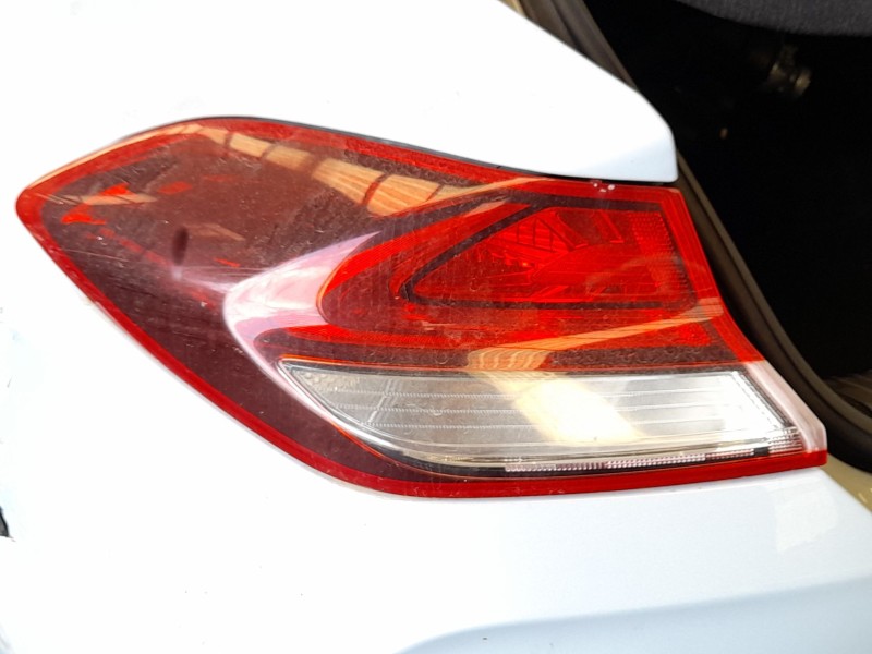 Recambio de piloto trasero izquierdo exterior para hyundai i30 fastback (pde, pden) 1.0 t-gdi referencia OEM IAM 92401G4400  