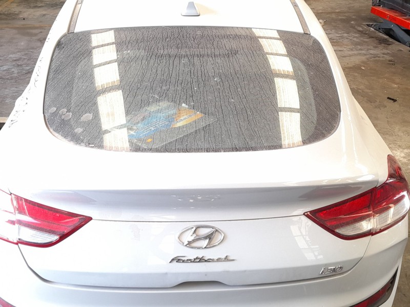Recambio de porton trasero para hyundai i30 fastback (pde, pden) 1.0 t-gdi referencia OEM IAM 73700G4710  