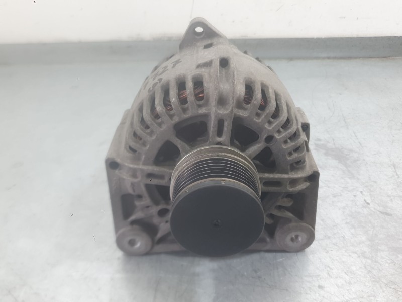 Recambio de alternador para renault megane ii (bm0/1_, cm0/1_) 1.5 dci (bm1e, cm1e) referencia OEM IAM 7711368356 8200667608 
