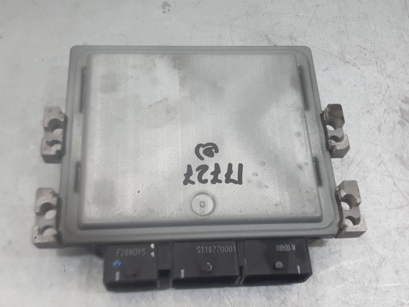 Recambio de centralita motor uce para renault megane ii (bm0/1_, cm0/1_) 1.5 dci (bm1e, cm1e) referencia OEM IAM   