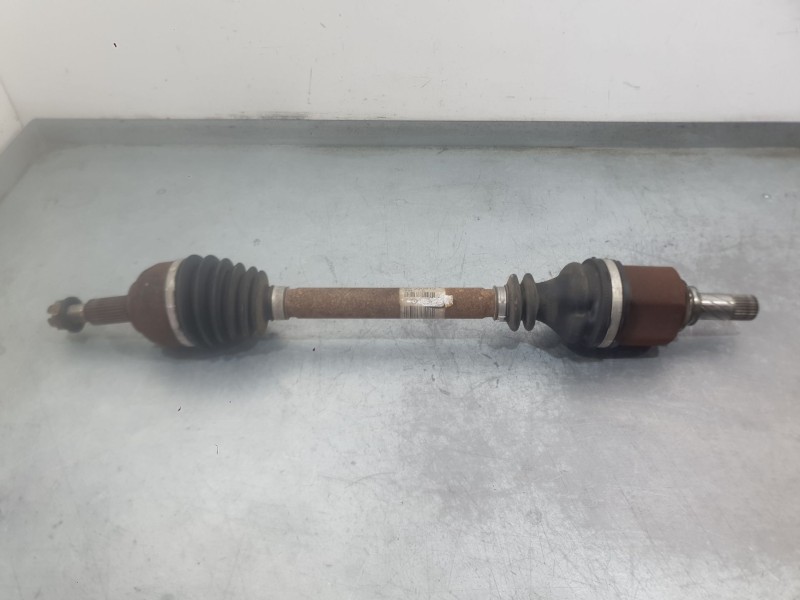 Recambio de transmision delantera izquierda para renault megane ii (bm0/1_, cm0/1_) 1.5 dci (bm1e, cm1e) referencia OEM IAM 8200