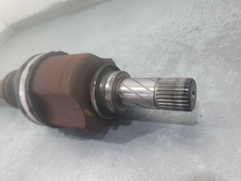 Recambio de transmision delantera izquierda para renault megane ii (bm0/1_, cm0/1_) 1.5 dci (bm1e, cm1e) referencia OEM IAM 8200