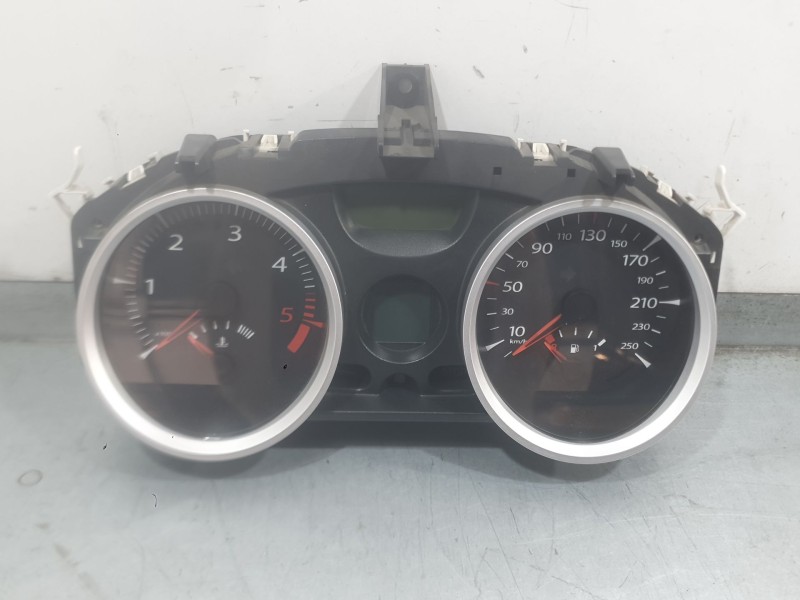 Recambio de cuadro instrumentos para renault megane ii (bm0/1_, cm0/1_) 1.5 dci (bm1e, cm1e) referencia OEM IAM 8200720313  
