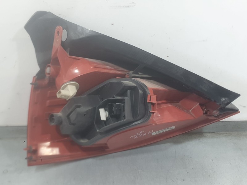 Recambio de piloto trasero derecho para renault megane ii (bm0/1_, cm0/1_) 1.5 dci (bm1e, cm1e) referencia OEM IAM 8200073237  