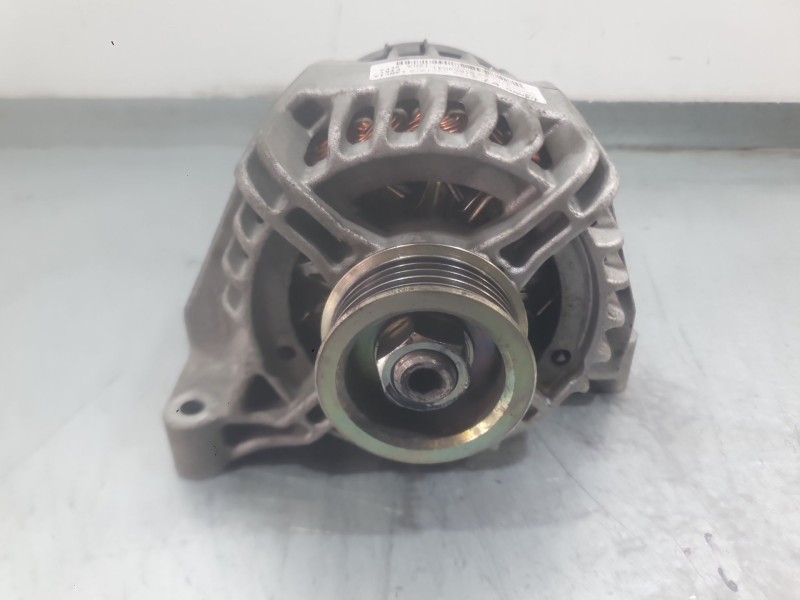 Recambio de alternador para ford ka (ru8) 1.2 referencia OEM IAM 1673521  