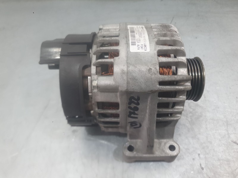Recambio de alternador para ford ka (ru8) 1.2 referencia OEM IAM 1673521  