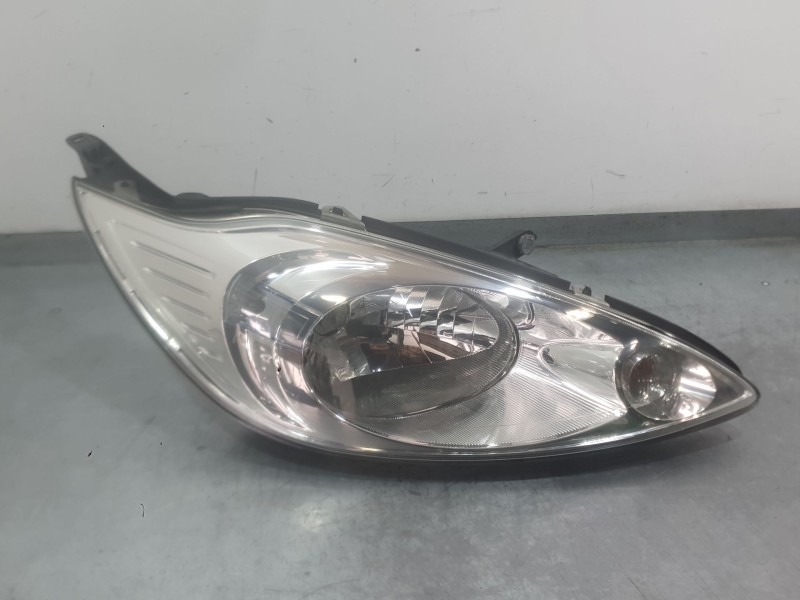 Recambio de faro derecho para ford ka (ru8) 1.2 referencia OEM IAM 1566724  
