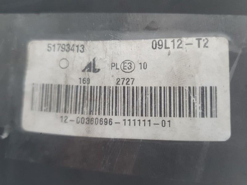 Recambio de faro derecho para ford ka (ru8) 1.2 referencia OEM IAM 1566724  
