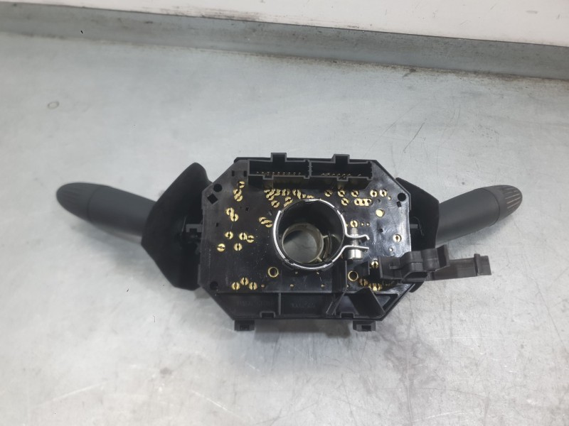 Recambio de mando luces y limpia para ford ka (ru8) 1.2 referencia OEM IAM CS5113335AA38  