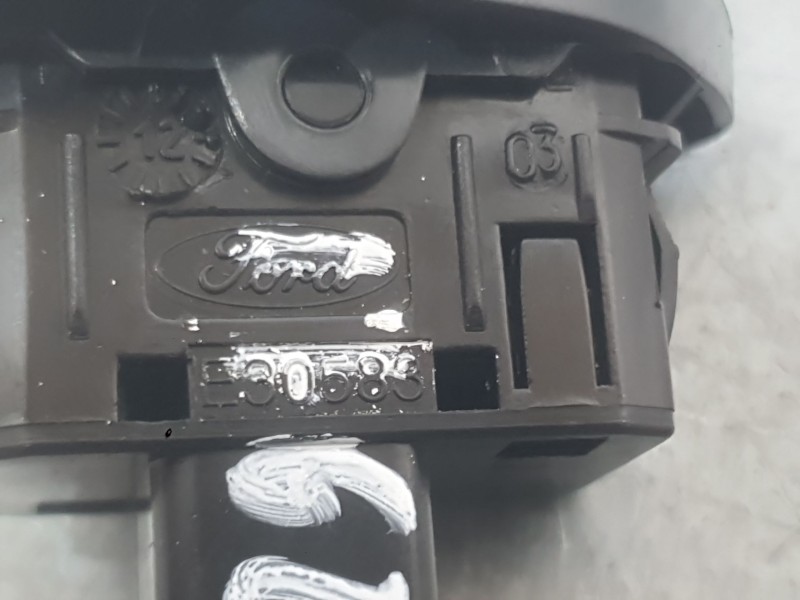 Recambio de mando elevalunas delantero izquierdo para ford ka (ru8) 1.2 referencia OEM IAM 1571422  