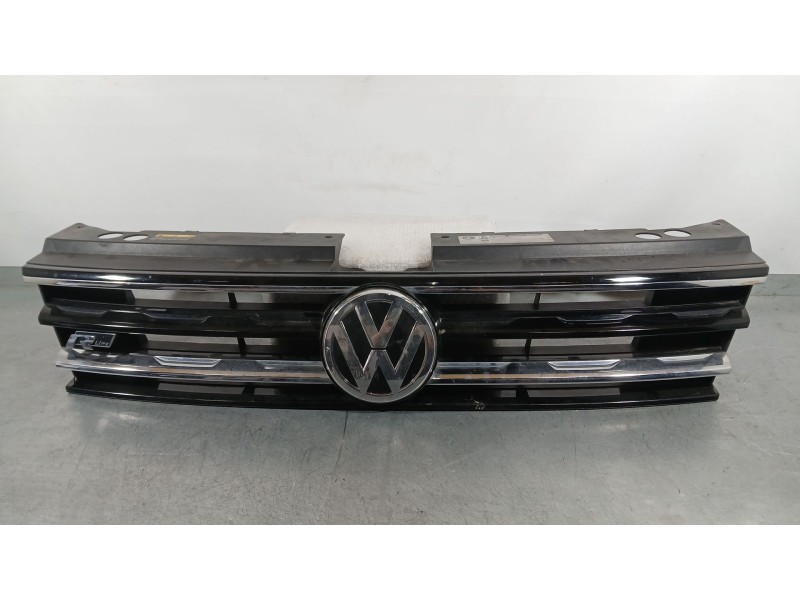 Recambio de rejilla delantera para volkswagen tiguan (ad1, ax1) 1.5 tsi referencia OEM IAM 5NA853651HZLL  
