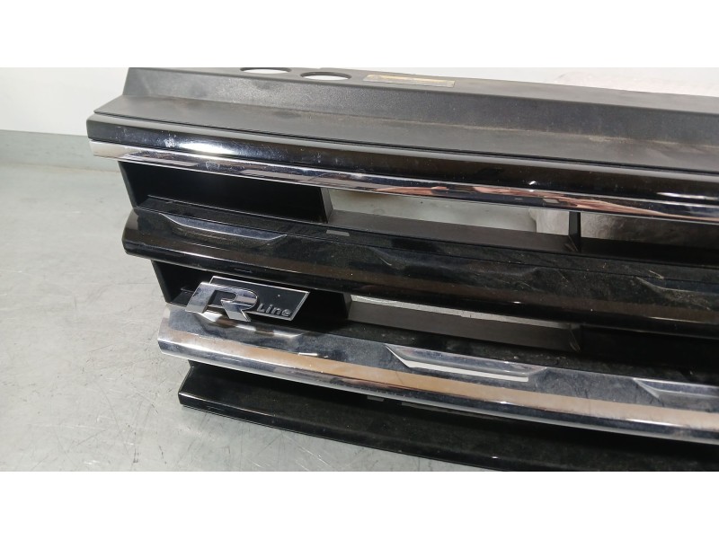 Recambio de rejilla delantera para volkswagen tiguan (ad1, ax1) 1.5 tsi referencia OEM IAM 5NA853651HZLL  