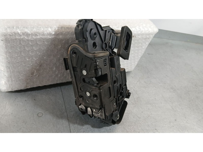 Recambio de cerradura puerta delantera izquierda para volkswagen polo vi (aw1, bz1, ae1) 1.0 tsi referencia OEM IAM 5TB837015E  