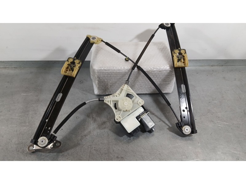Recambio de elevalunas delantero izquierdo para volkswagen polo vi (aw1, bz1, ae1) 1.0 tsi referencia OEM IAM 2G4837461D  