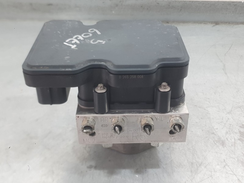 Recambio de abs para toyota aygo (_b4_) 1.0 vvti (kgb40) referencia OEM IAM 440500H060  