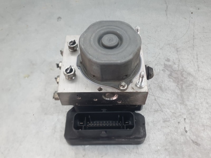 Recambio de abs para toyota aygo (_b4_) 1.0 vvti (kgb40) referencia OEM IAM 440500H060  