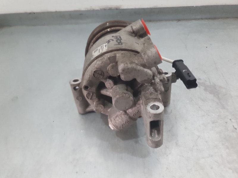 Recambio de compresor aire acondicionado para toyota aygo (_b4_) 1.0 vvti (kgb40) referencia OEM IAM 88310YV010  