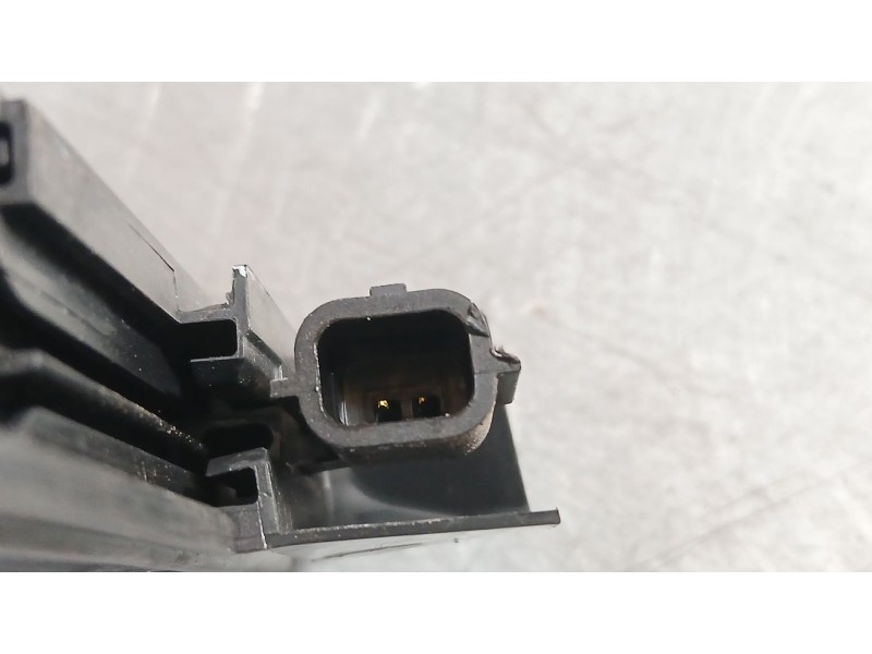 Recambio de cerradura puerta trasera izquierda para dacia sandero iii 1.0 tce 90 referencia OEM IAM 825033052R  