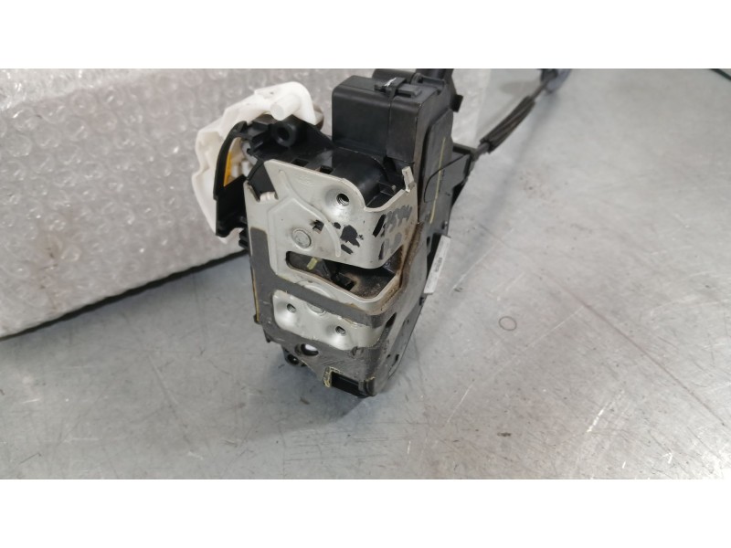 Recambio de cerradura puerta delantera derecha para ford tourneo courier b460 monospace 1.0 ecoboost referencia OEM IAM BM5AA218